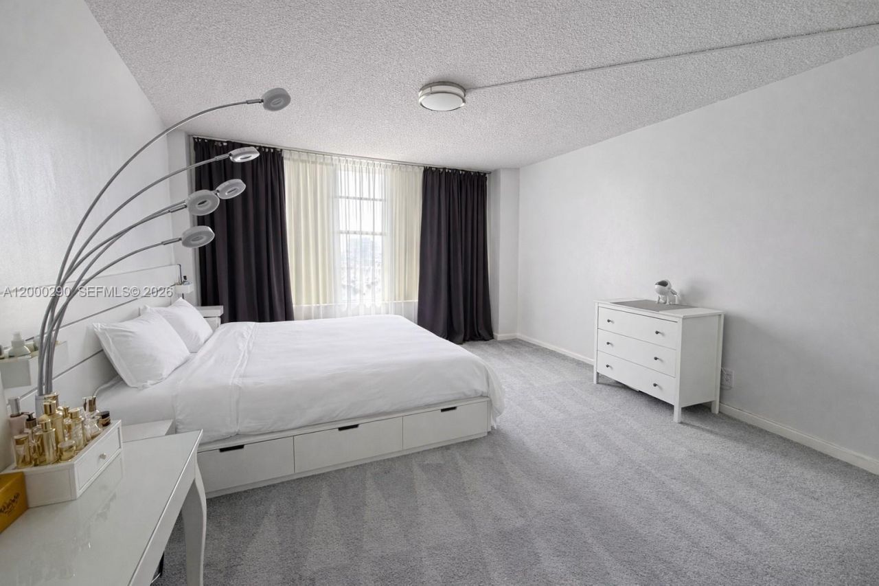 3800 S Ocean Dr, Unit 1623, Hollywood, FL 33019 Photo