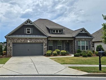 3748 HEIRLOOM LOOP Court, Buford, GA 30519