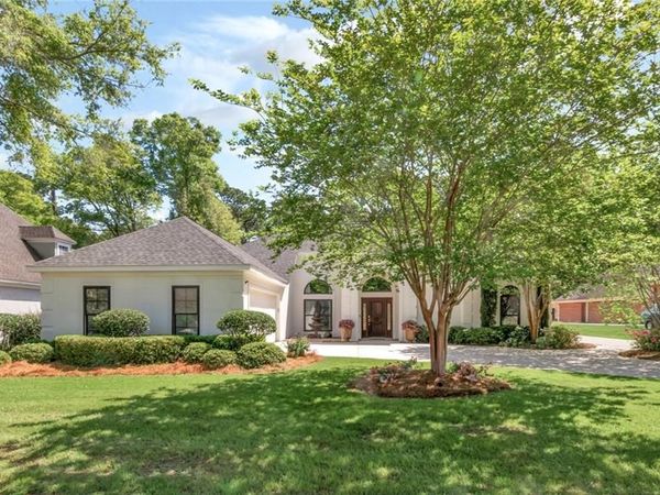 1129 Sutherlin Court N, Mobile, AL 36609