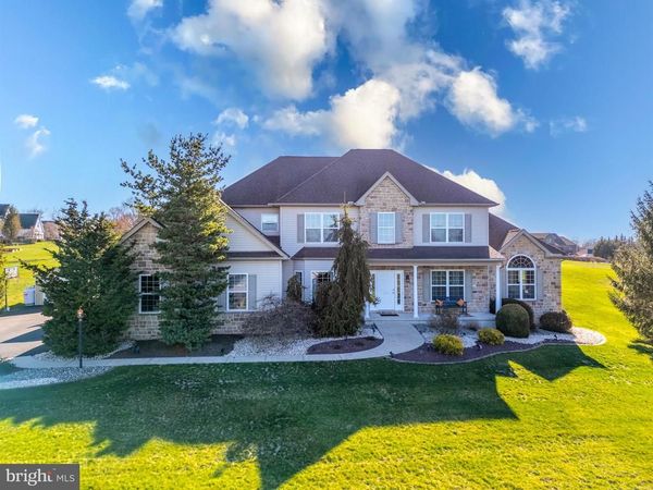 145 FOX RIDGE, NAZARETH, PA 18064