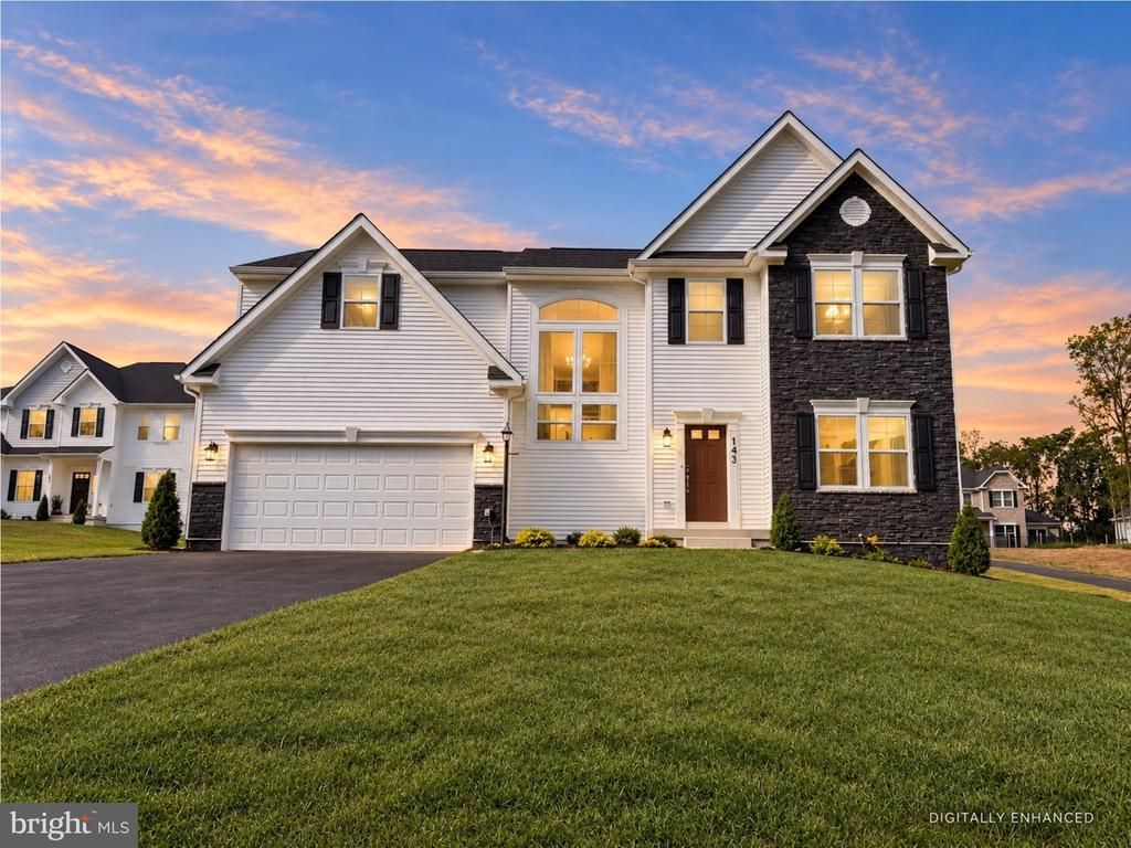 143 Hillsdale Drive, Fredericksburg, VA 22405 Main Photo