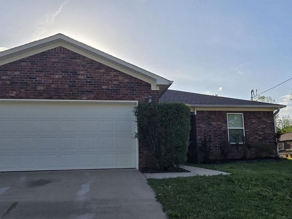 415 S Shady Lane, Benton, AR 72015