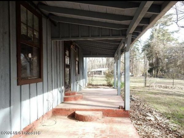 145 CR 511, Como, MS 38619