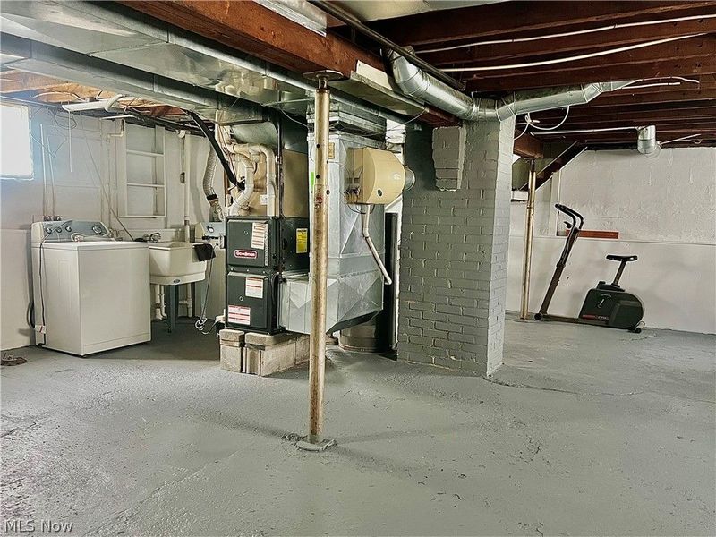 67 Forbes Road, Bedford, OH 44146 Photo 18