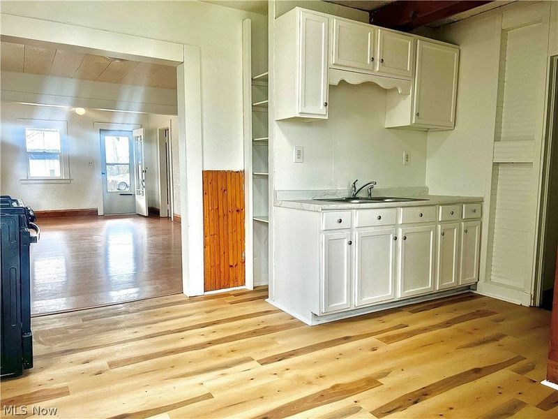 67 Forbes Road, Bedford, OH 44146 Photo 6