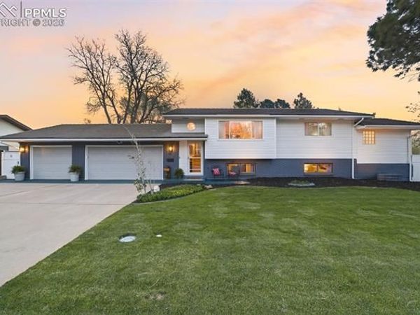 93 Fordham Circle, Pueblo, CO 81005