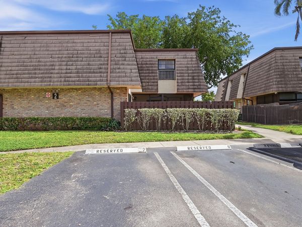 2498 NW 99th Avenue, Coral Springs, FL 33065