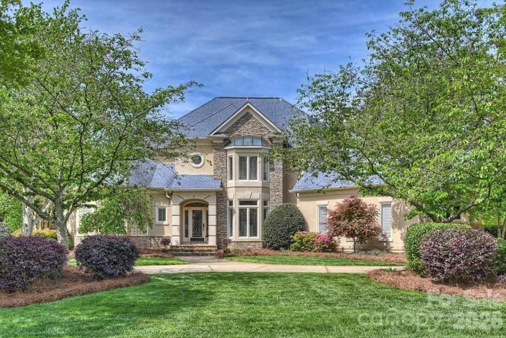 7010 Seton House Lane, Charlotte, NC 28277 Main Photo