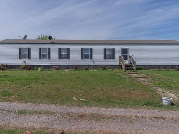 107 Cox Road, Carney, OK 74832