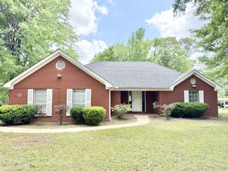 416 Martin Caledonia, MS 39740