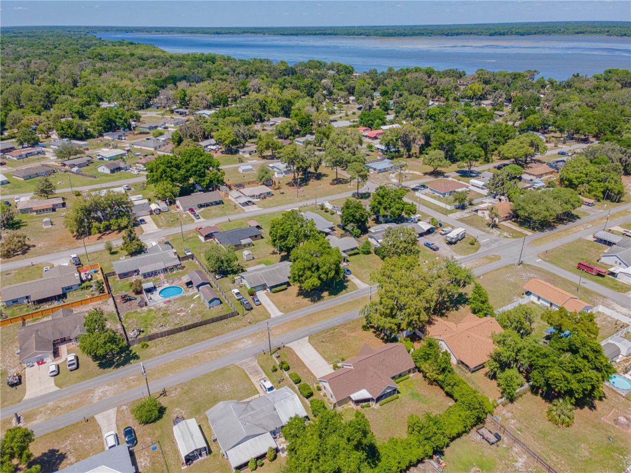 1343 Cr 437, Lake Panasoffkee, FL 33538 Photo