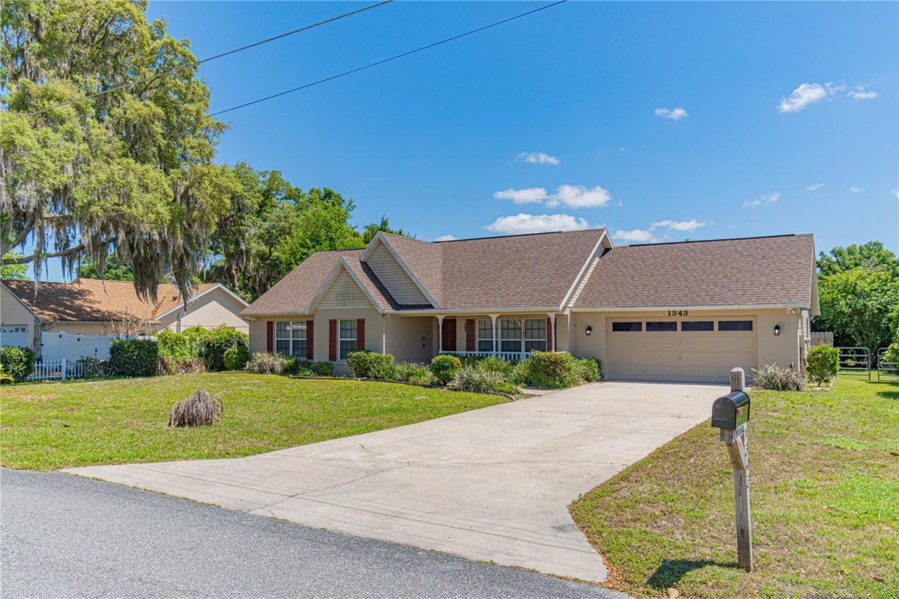 1343 Cr 437, Lake Panasoffkee, FL 33538 Photo