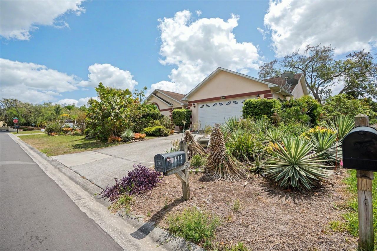 7612 High Pines Court, Port Richey, FL 34668 Photo