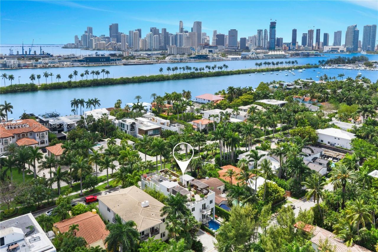 215 Palm Ave, Miami Beach, FL 33139 Photo