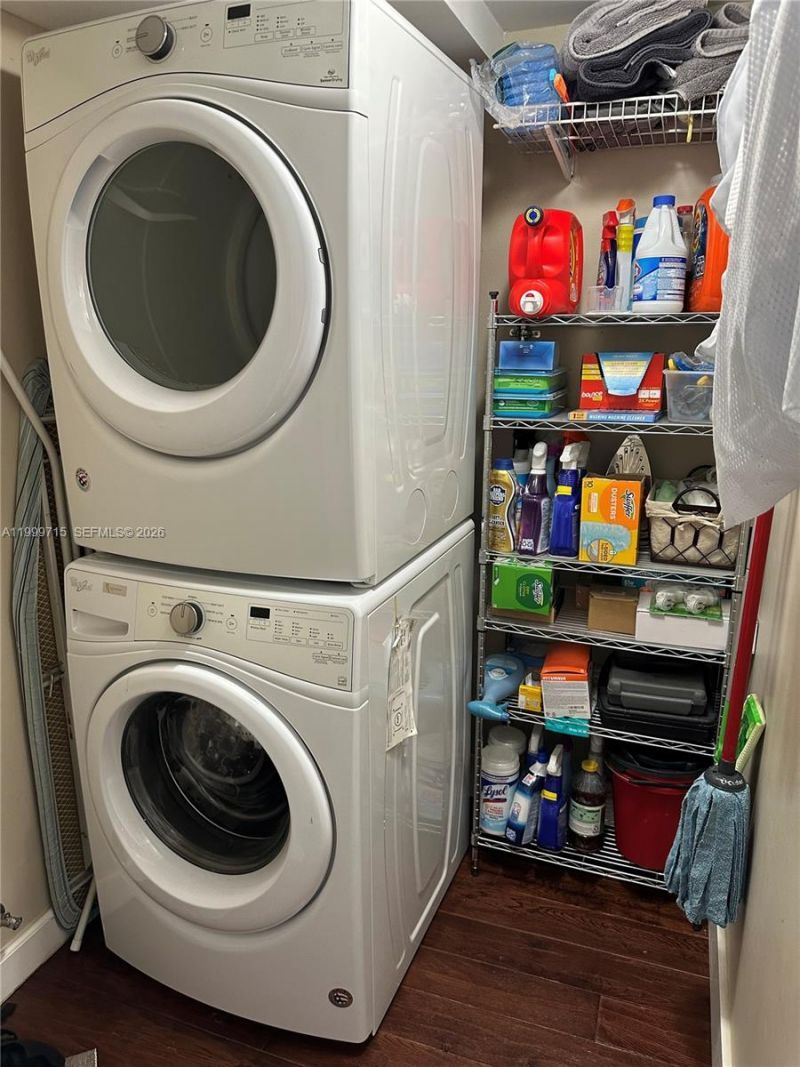 925 NE 26th Ave, Unit 925, Hallandale Beach, FL 33009 Photo