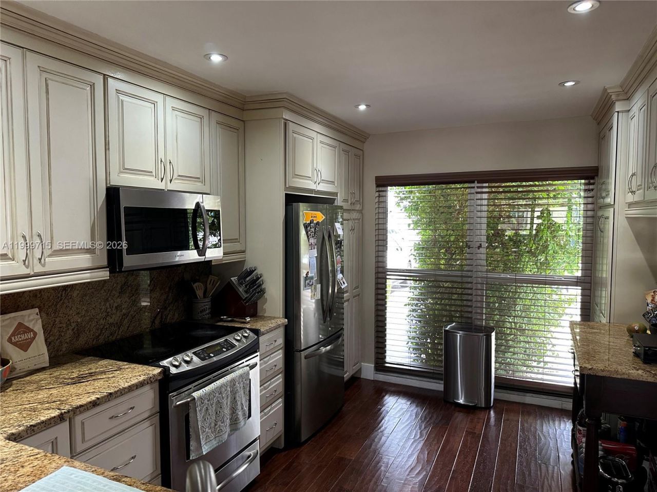 925 NE 26th Ave, Unit 925, Hallandale Beach, FL 33009 Photo