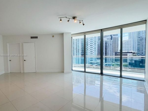 350 S Miami Ave, Unit 1702, Miami, FL 33130