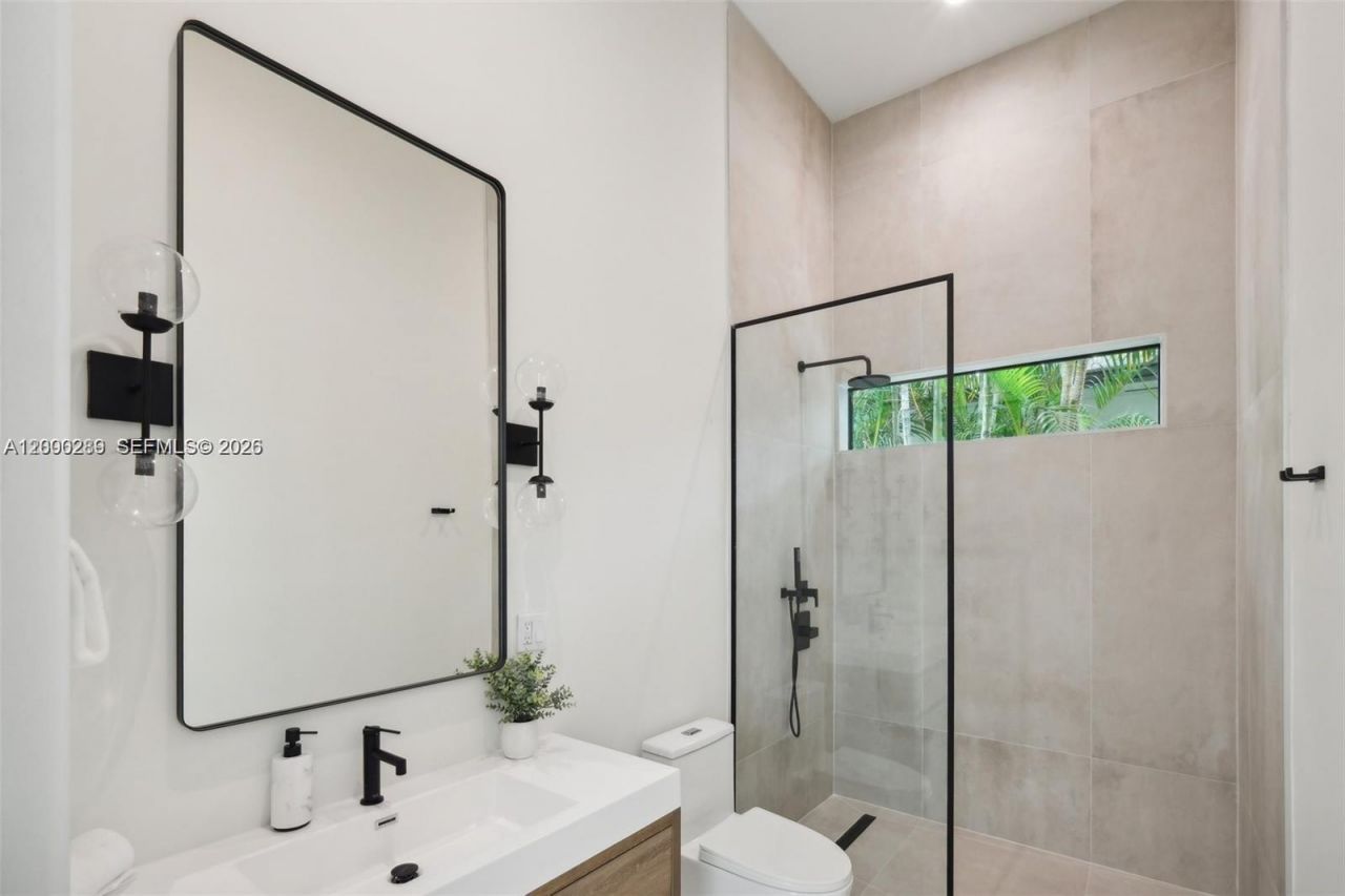 510 NW 50th St, Miami, FL 33127 Photo