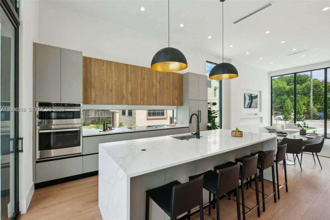 510 NW 50th St, Miami, FL 33127 Photo