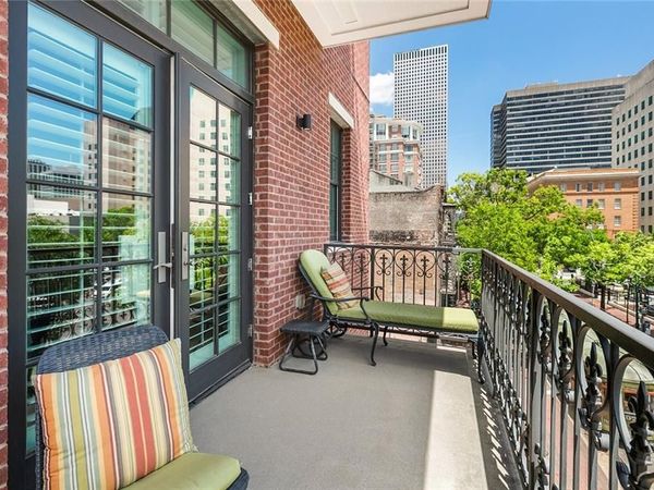 731 ST CHARLES Avenue, Unit 301, New Orleans, LA 70130
