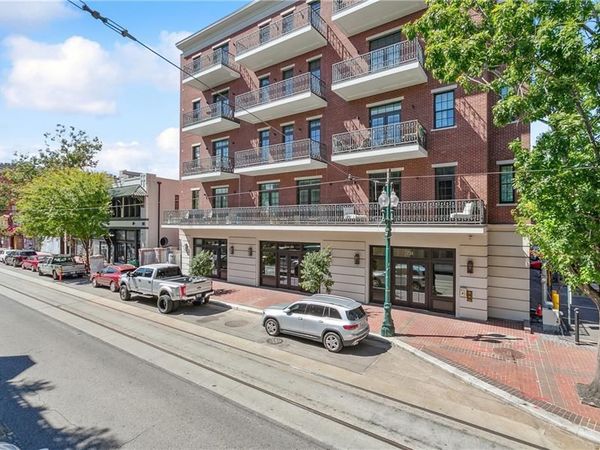 731 ST CHARLES Avenue, Unit 301, New Orleans, LA 70130