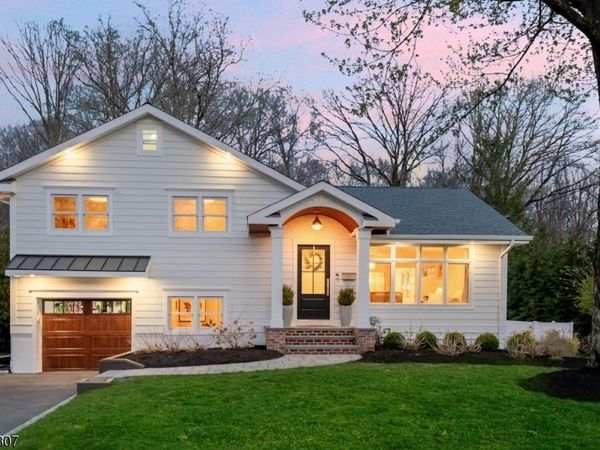 98 N Summit Ave, Chatham, NJ 07928