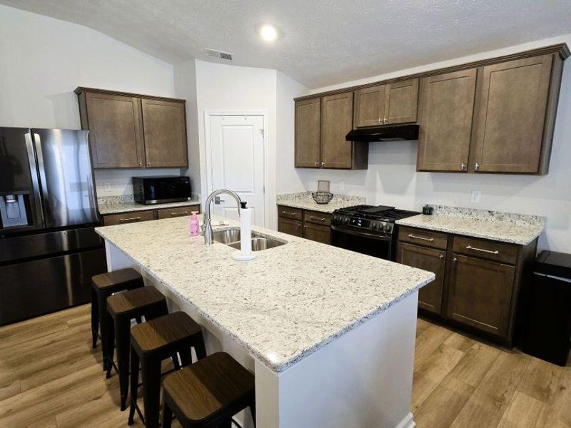 1702 Chevington Chase, Tipp City, OH 45371 Photo 10