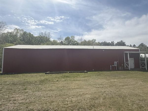 7111 S Highway 431 , Belton, KY 42324