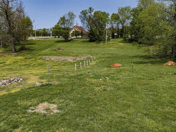 104 Cooke Street, Oakland, KY 42159