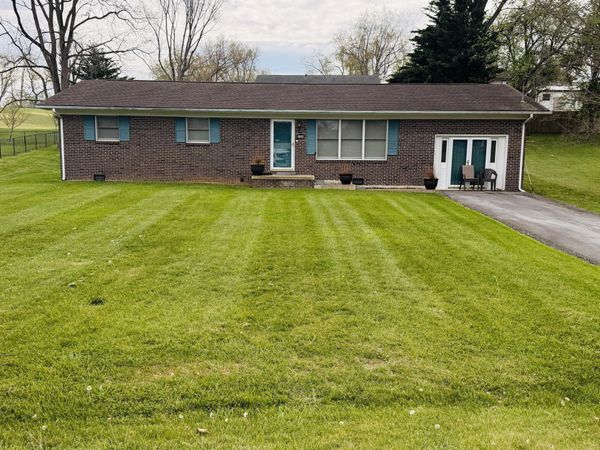 136 Longview Rd Road, Bristol, VA 24201