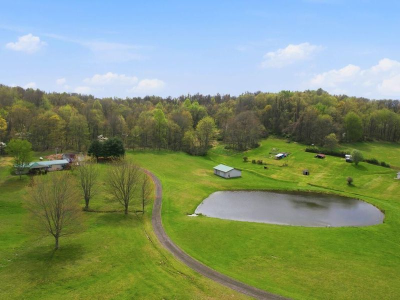 13510 Flint Ridge Road SE, Heath, OH 43056 Photo 2