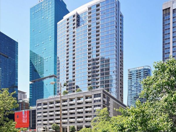 240 E Illinois Street, Unit 2401, Chicago, IL 60611