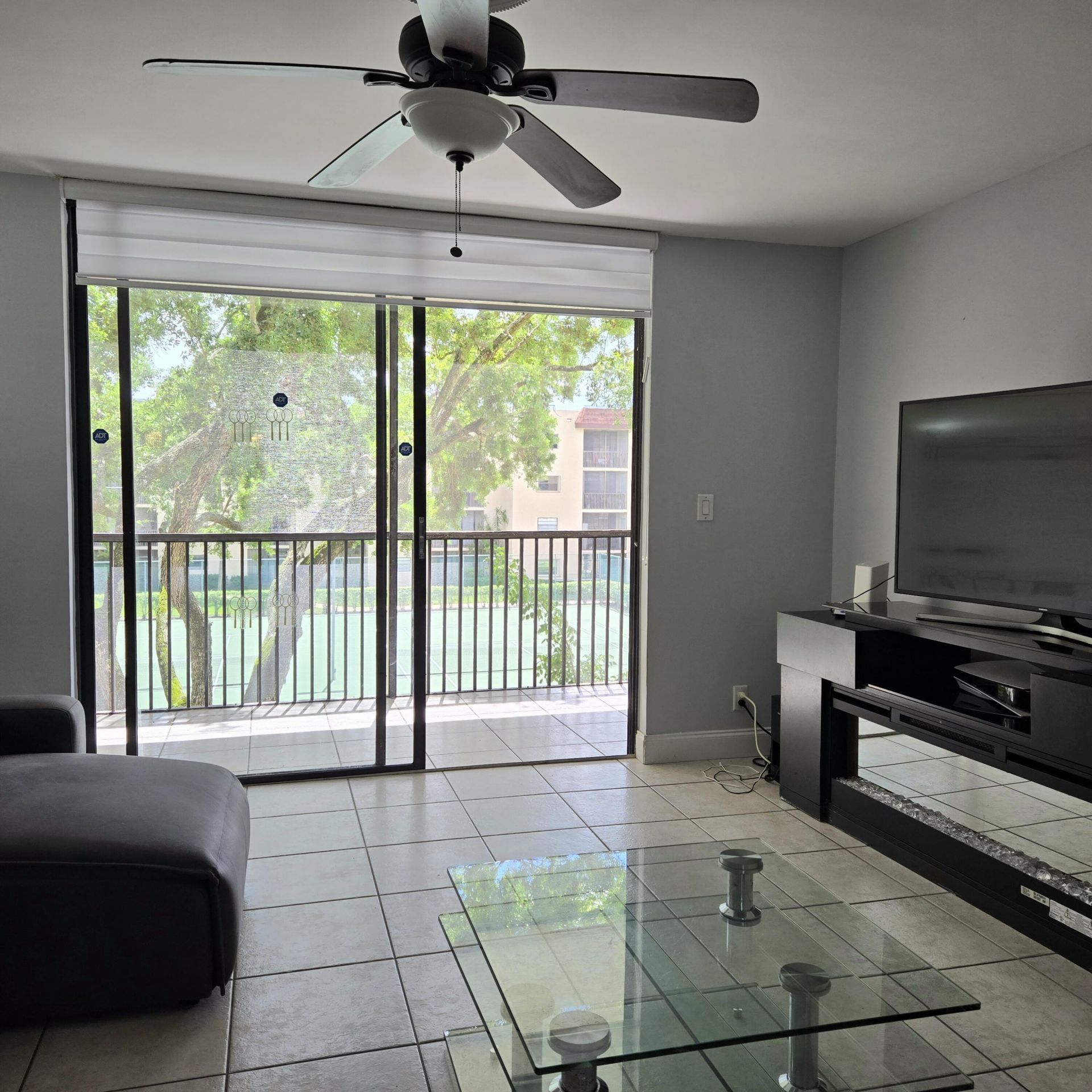 10501 W Broward Boulevard, Unit 302, Plantation, FL 33324 Photo
