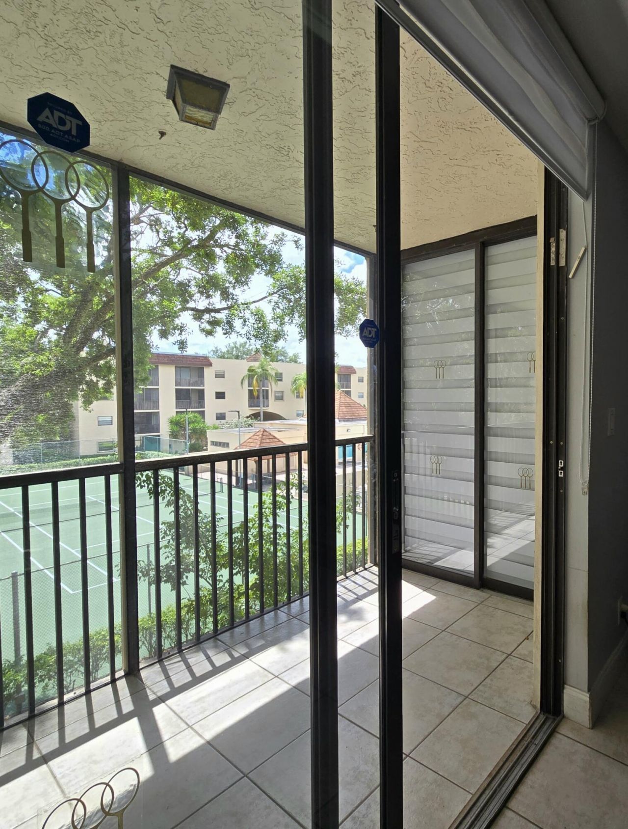10501 W Broward Boulevard, Unit 302, Plantation, FL 33324 Photo