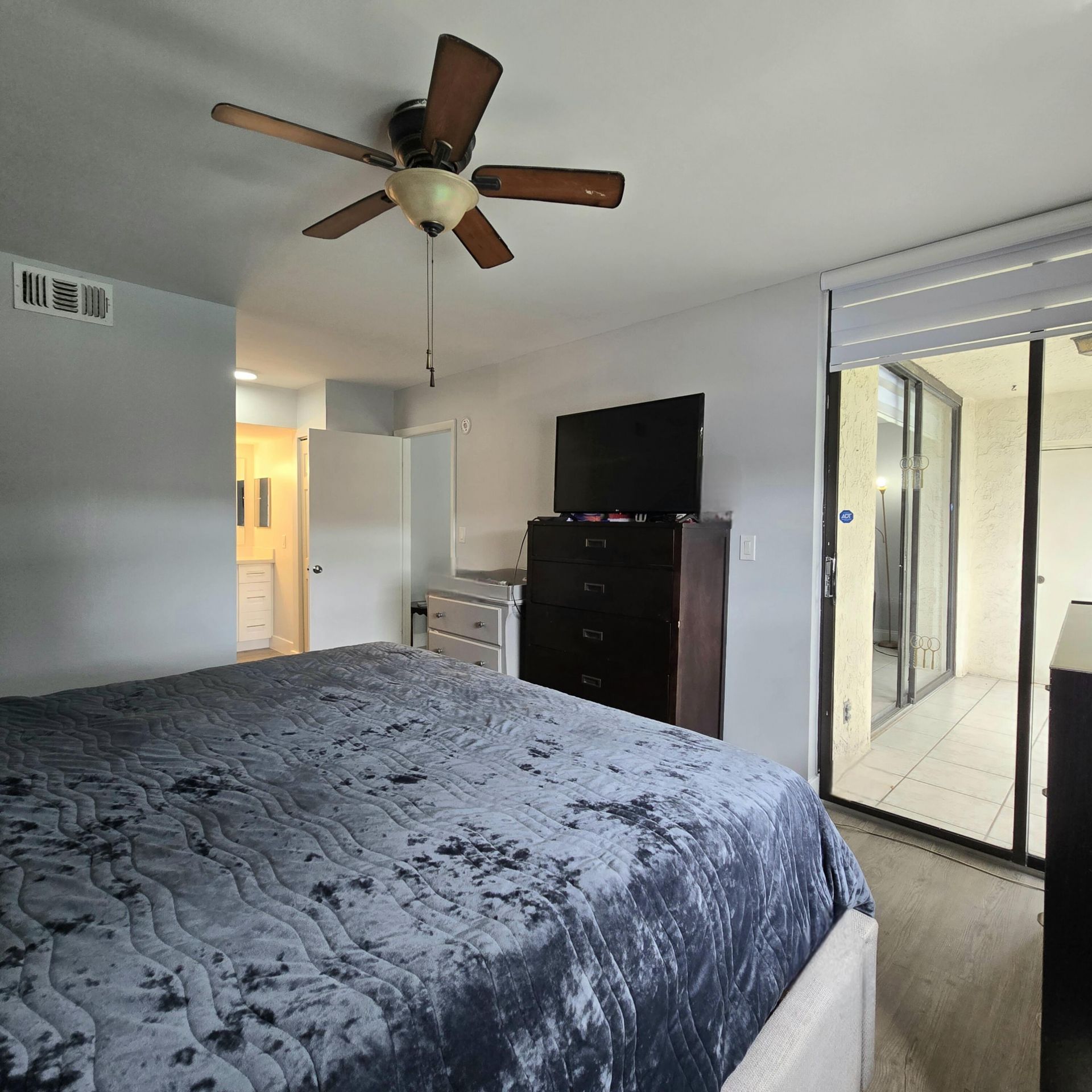 10501 W Broward Boulevard, Unit 302, Plantation, FL 33324 Photo