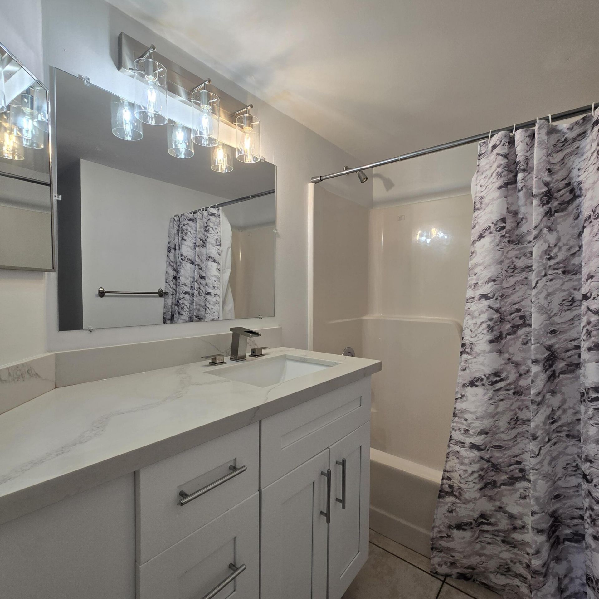 10501 W Broward Boulevard, Unit 302, Plantation, FL 33324 Photo