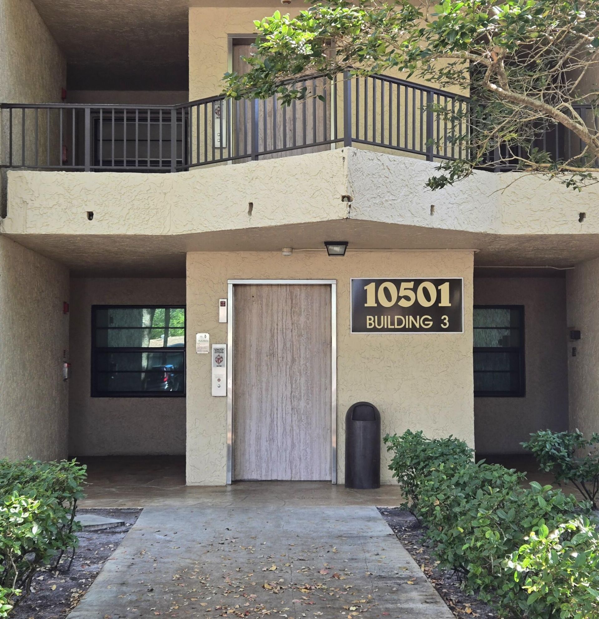 10501 W Broward Boulevard, Unit 302, Plantation, FL 33324 Photo