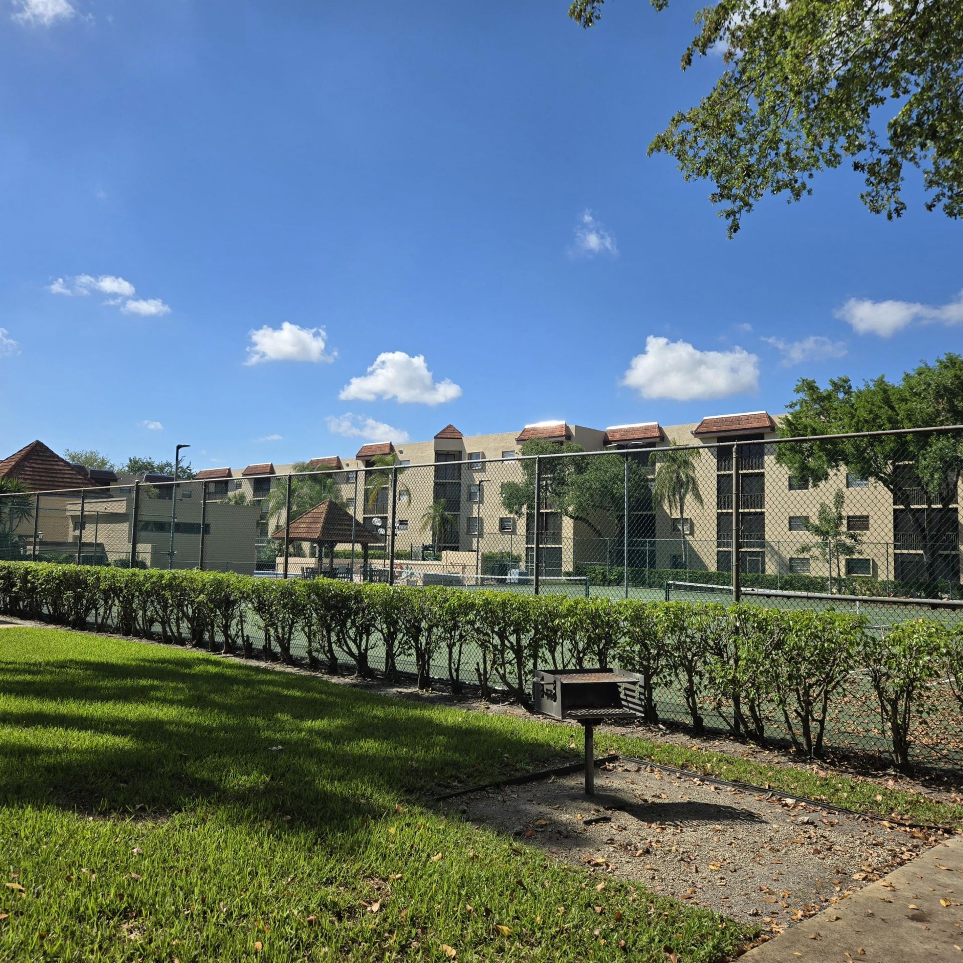 10501 W Broward Boulevard, Unit 302, Plantation, FL 33324 Photo