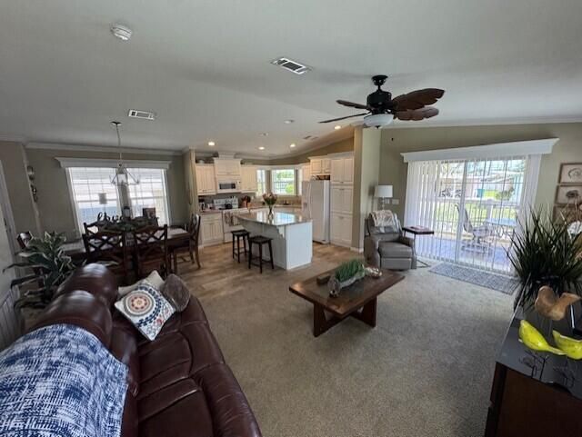 4290 Royal Manor Boulevard, Unit 136, Boynton Beach, FL 33436 Photo