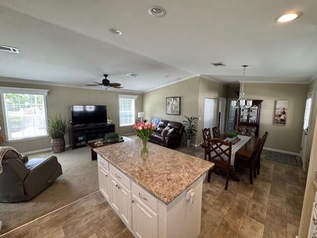 4290 Royal Manor Boulevard, Unit 136, Boynton Beach, FL 33436 Photo