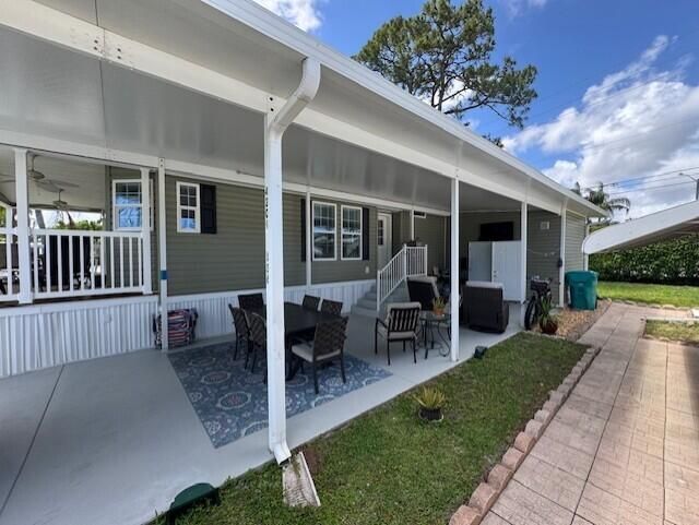 4290 Royal Manor Boulevard, Unit 136, Boynton Beach, FL 33436 Photo