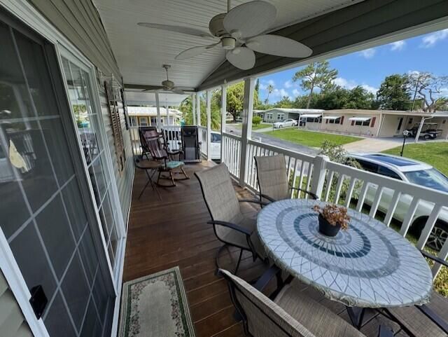 4209 Royal Manor Boulevard, Unit 136, Boynton Beach, FL 33436 Photo