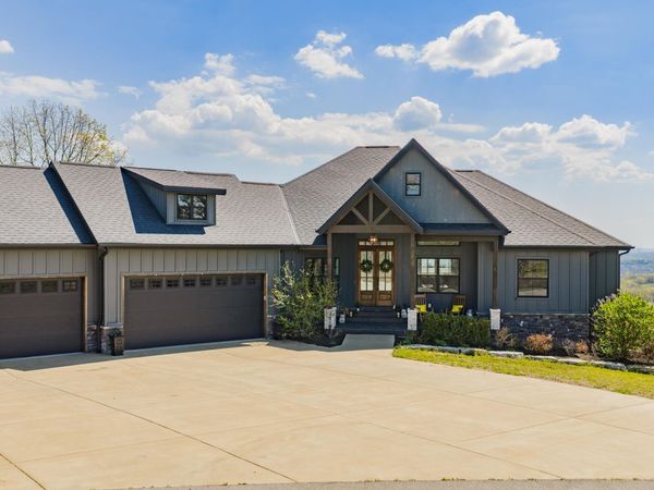 226 Chalcedony Court, Branson West, MO 65737
