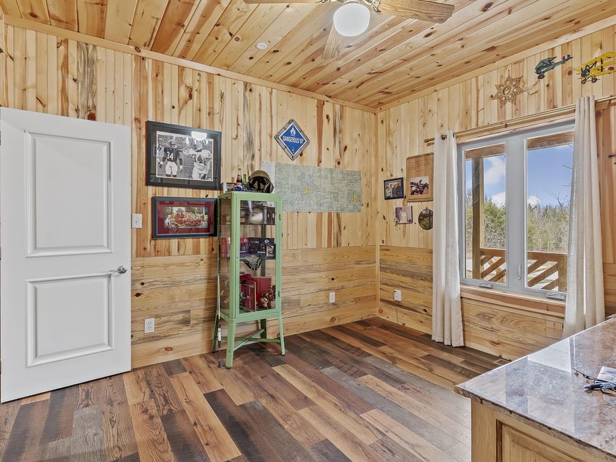 Property Image 31
