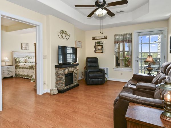 180 Grace Chapel Road, Unit 214, Blue Eye, MO 65611