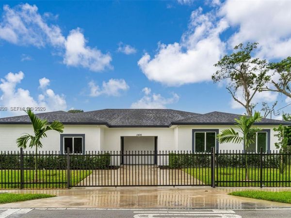 11870 SW 220th St, Unit A, Miami, FL 33170