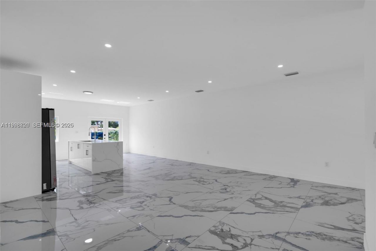 11870 SW 220th St, Unit A, Miami, FL 33170 Photo