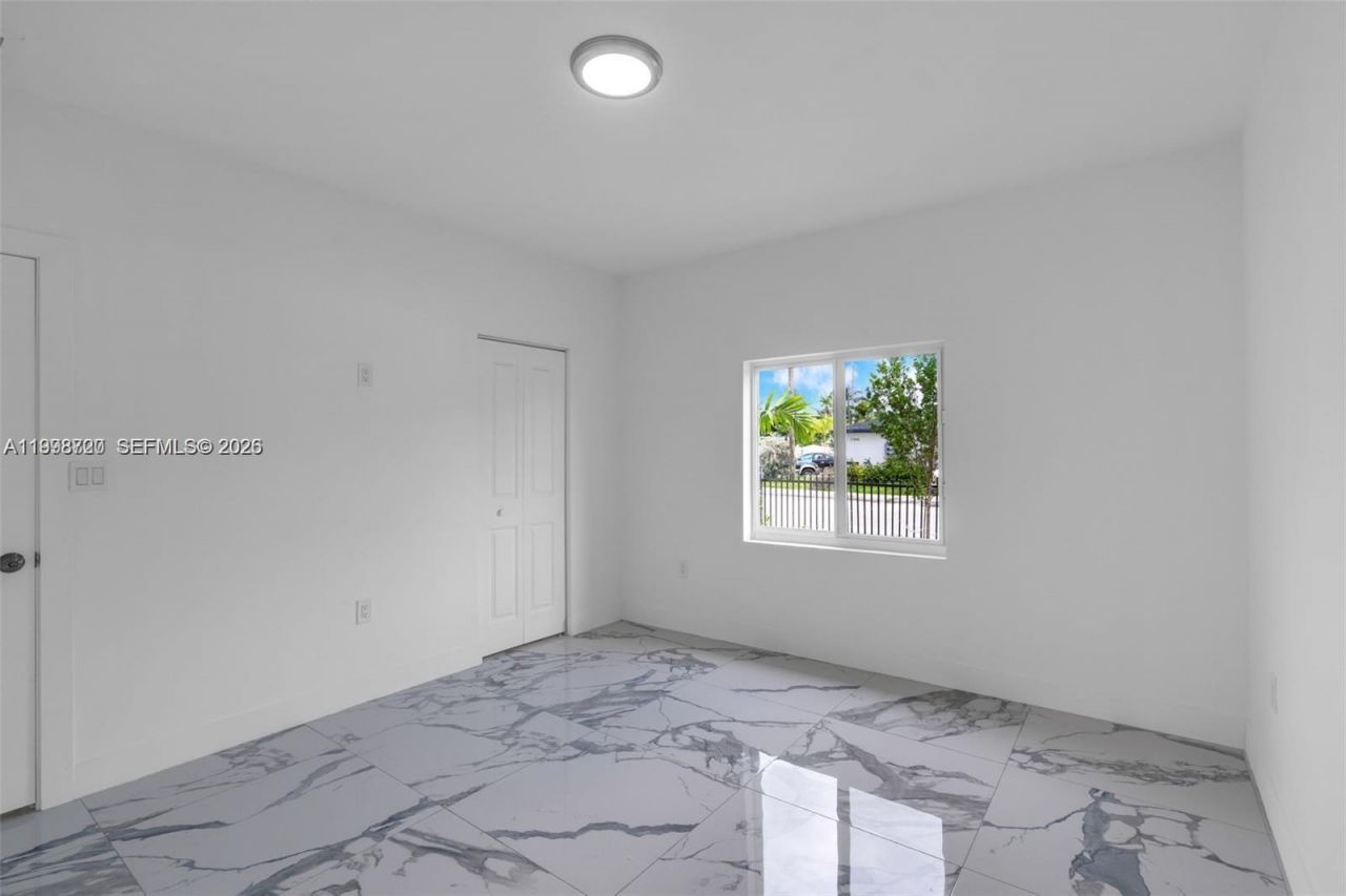 11870 SW 220th St, Unit A, Miami, FL 33170 Photo