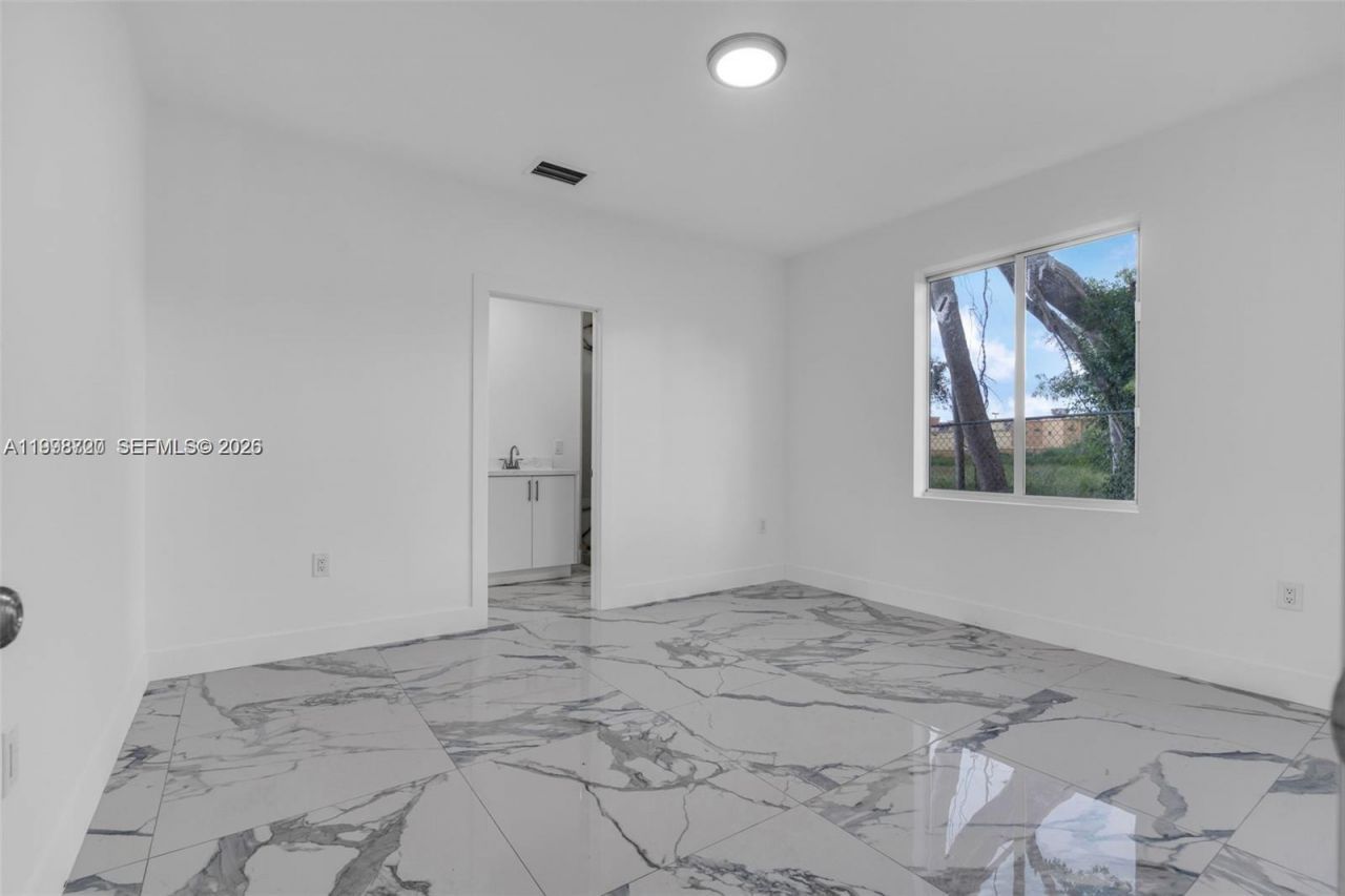 11870 SW 220th St, Unit A, Miami, FL 33170 Photo