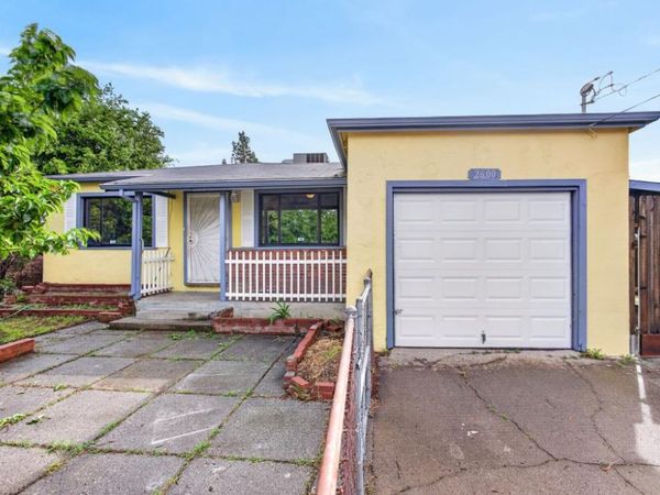 2600 Connie Dr, Sacramento, CA 95815